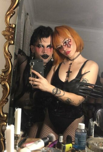 doa.lr / melinoe Nude Leaks Photo 8