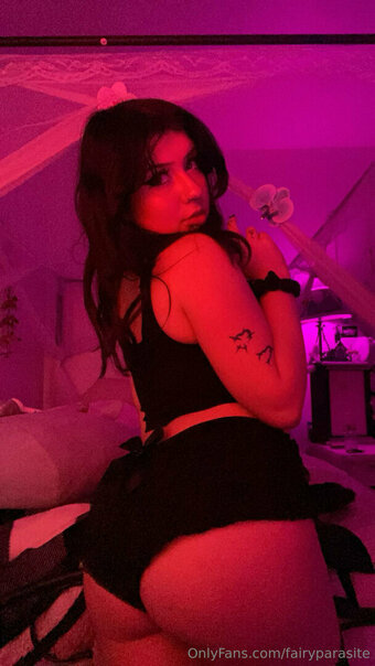 dollygraveee Nude Leaks Photo 10