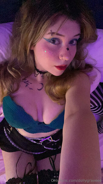 dollygraveee Nude Leaks Photo 28