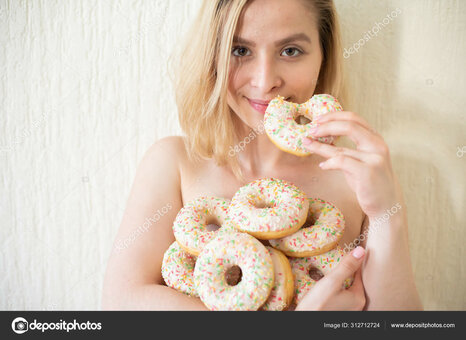 Donuts Nude Leaks Photo 2