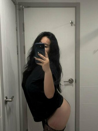 doro_.21 / doro Nude Leaks Photo 5