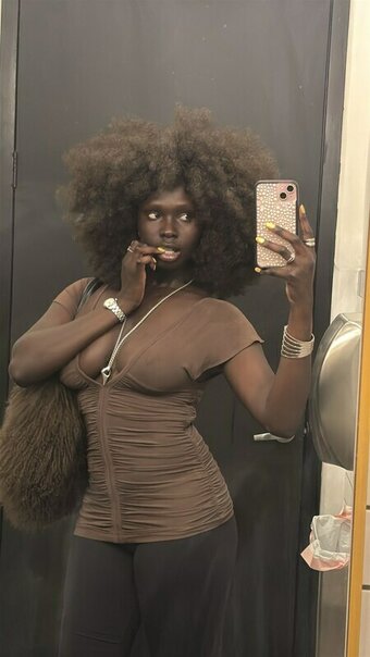 Doshadeng / doshaiscolossal Nude Leaks Photo 5