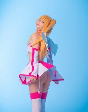 Dosya Gasai/Tsuki.Des