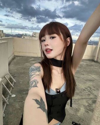 dou57dou / douuod57 Nude Leaks Photo 6