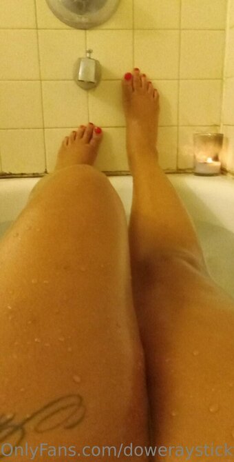 doweraysticky Nude Leaks Photo 4