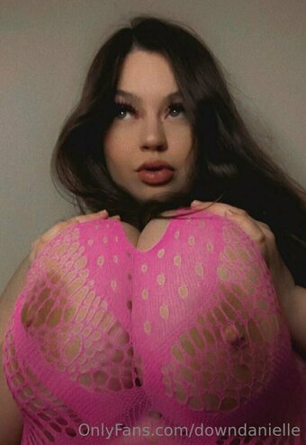 downdanielle Nude Leaks Photo 9