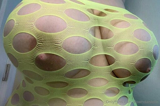 downdanielle Nude Leaks Photo 15