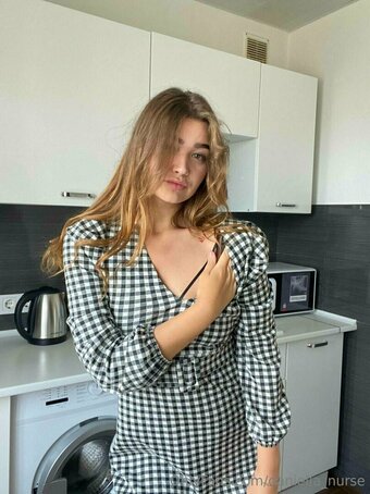 dr_daniela Nude Leaks Photo 6