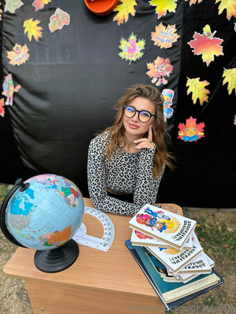 dr_daniela Nude Leaks Photo 13