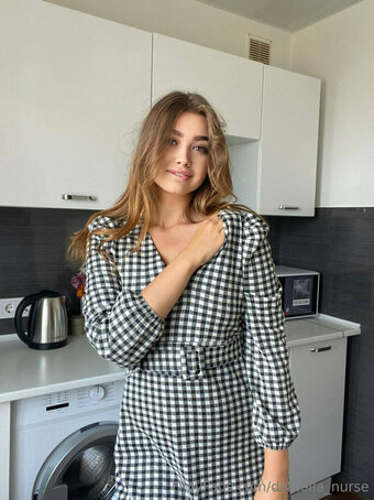 dr_daniela Nude Leaks Photo 14