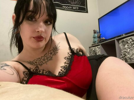 draculuv Nude Leaks Photo 10
