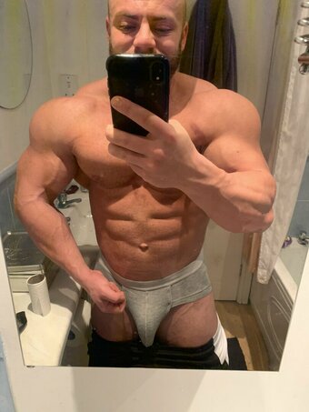 drewalexander Nude Leaks Photo 10