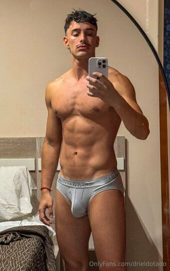 drieldotado Nude Leaks Photo 13