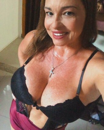 Drimusafit / ADRIANA C VIANNA / dricviannaoficial Nude Leaks OnlyFans Photo 7