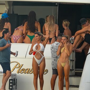 DroneViewHD Nude Leaks Photo 1