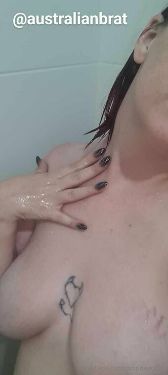 dropdeadhot Nude Leaks Photo 5