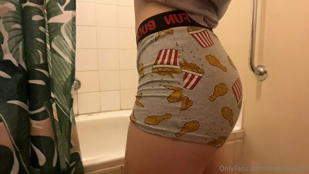 dropdeadhot Nude Leaks Photo 14