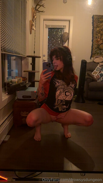 drowsysdungeon Nude Leaks OnlyFans Photo 3