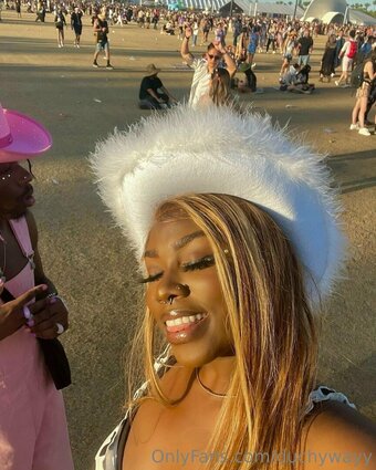 duchywayy Nude Leaks Photo 11