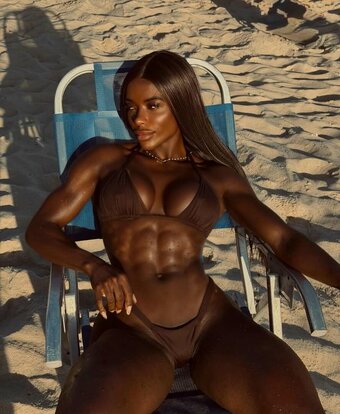 Dudamladeira / Duda Ladeira / Maria Eduarda Ladeira Nude Leaks Photo 10