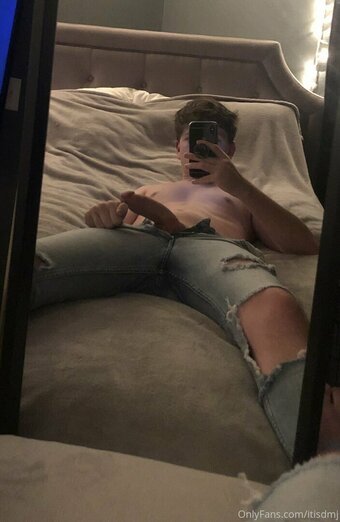 duhcoduh Nude Leaks Photo 7