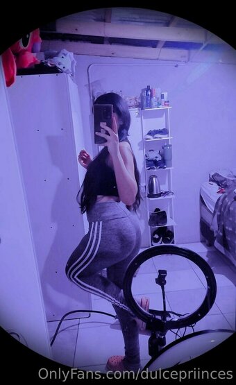 dulcepriinces Nude Leaks Photo 6