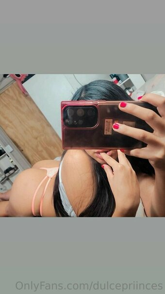 dulcepriinces Nude Leaks Photo 8