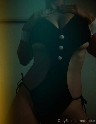 dunixe Nude Leaks Photo 19