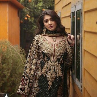 Dur E Fishan Nude Leaks Photo 4