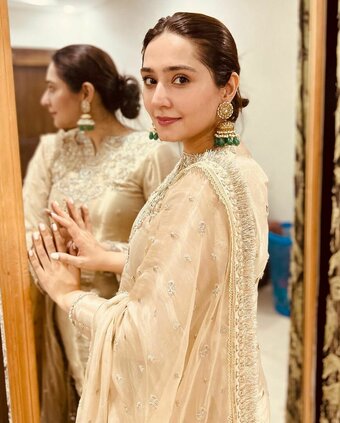 Dur E Fishan Nude Leaks Photo 5