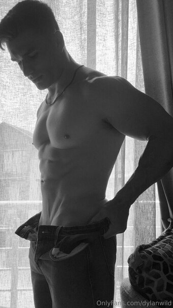 dylanwild Nude Leaks Photo 12