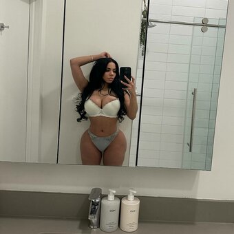 E.dot / _officialedot Nude Leaks Photo 9