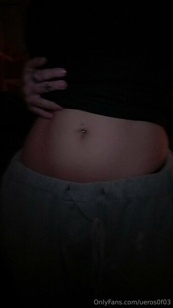 e_e19 Nude Leaks Photo 4