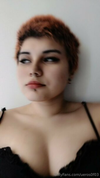 e_e19 Nude Leaks Photo 7