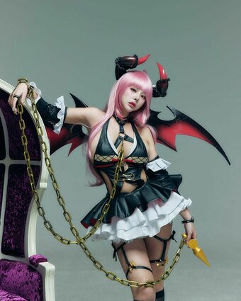 e__luda_glamorous Nude Leaks Photo 12