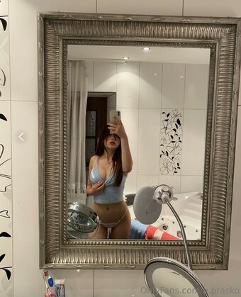 e.prasko Nude Leaks OnlyFans Photo 13