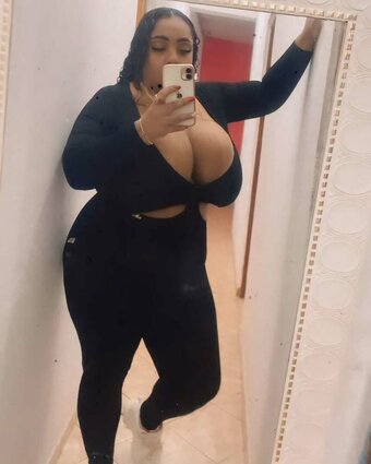 Ea.dvida Nude Leaks Photo 3