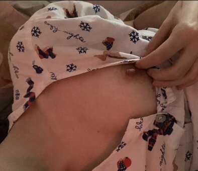 Eaimaka Nude Leaks OnlyFans Photo 1