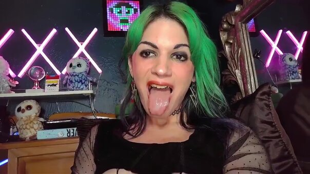 Earthling Gurl Earthling Gurl