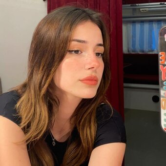 ebrarkrbkn / Ebrar Karabakan / ebbrarkrbkn Nude Leaks Photo 2