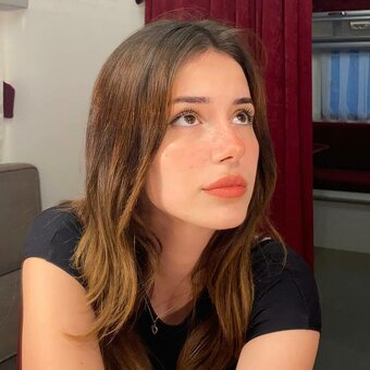 ebrarkrbkn / Ebrar Karabakan / ebbrarkrbkn Nude Leaks Photo 4