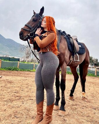 Ecbsnn / Ece Başaran Nude Leaks Photo 3