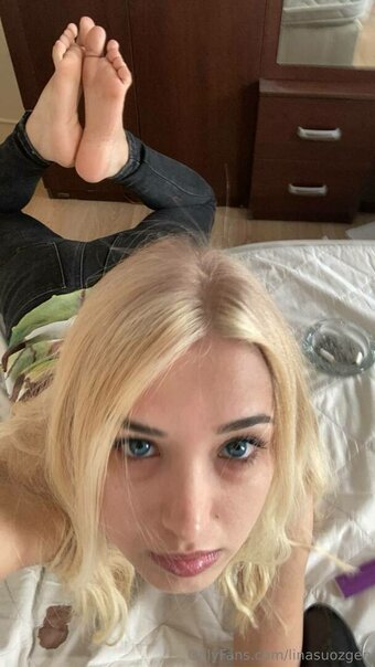 Ecem Hotoğlu / linasuozgen / mantislia Nude Leaks OnlyFans Photo 6