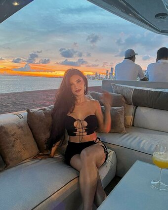 eceozbdk / eceozbudak Nude Leaks Photo 10