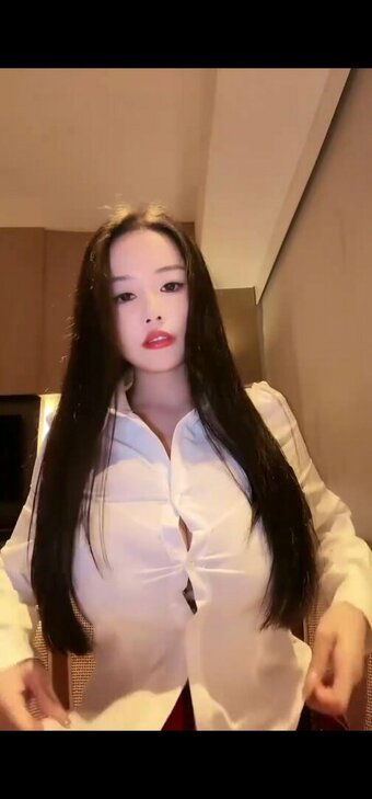 Echo Yue / echo02100 / echoyueofficial Nude Leaks Photo 15