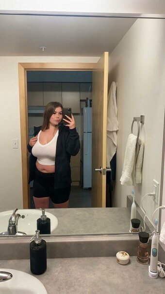 echoonutt Nude Leaks Photo 4