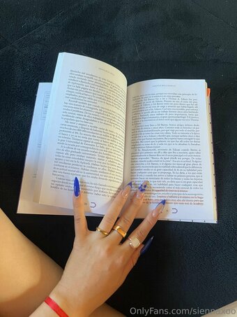 Eclair Clair Nude Leaks Photo 4