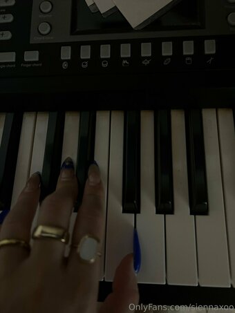 Eclair Clair Nude Leaks Photo 22