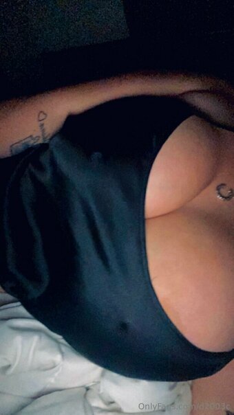 ed03oc Nude Leaks Photo 23