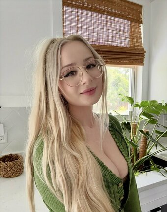 Eden Aprincesa Nude Leaks Photo 10